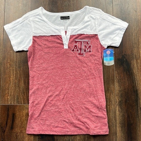 NWT 5th & Ocean size Large Texas A&M Logo Women’s T-shirt New Red White V-Neck - Picture 1 of 8
